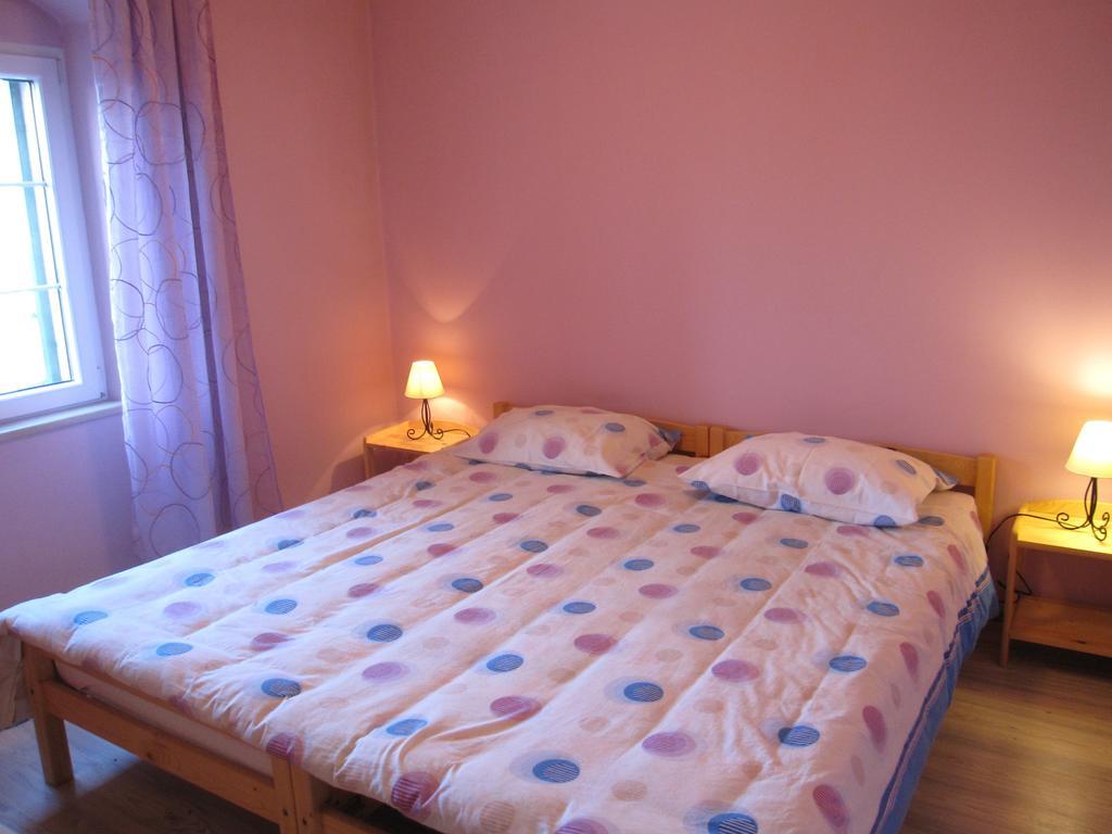 Apartment Glavica Supetar Oda fotoğraf